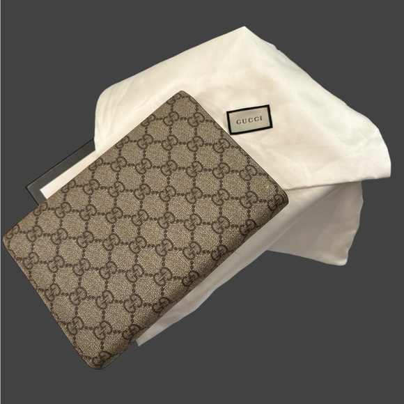 Gucci Dionysus GG Supreme Shoulder Wallet - Picture 2 of 5